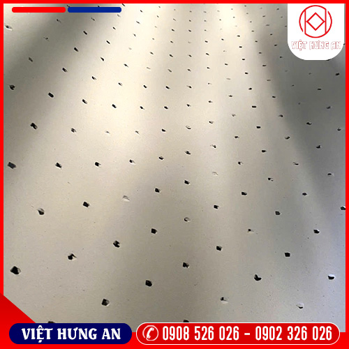 Giấy đục lỗ